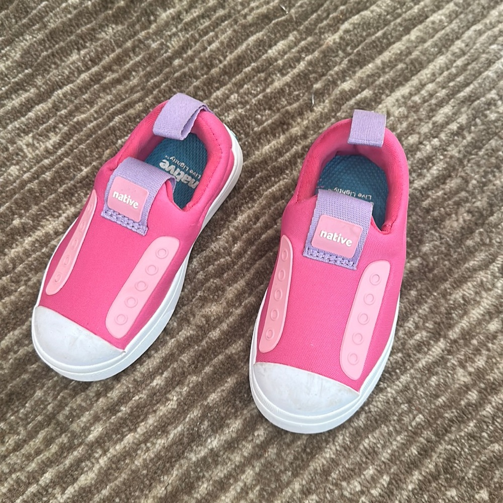 Native toddler shoe